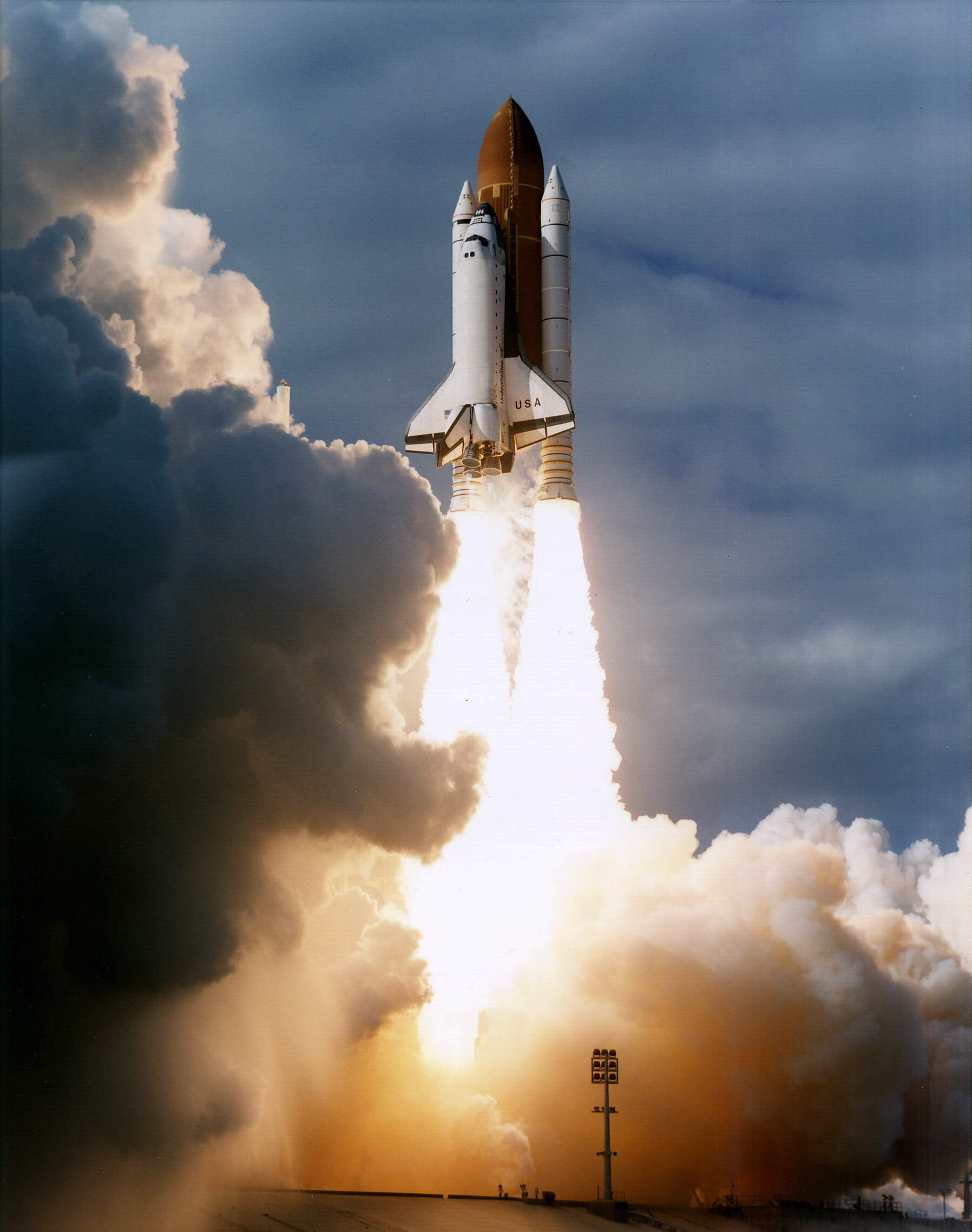 Spaceshuttle beim Start (2) groß, © NASA