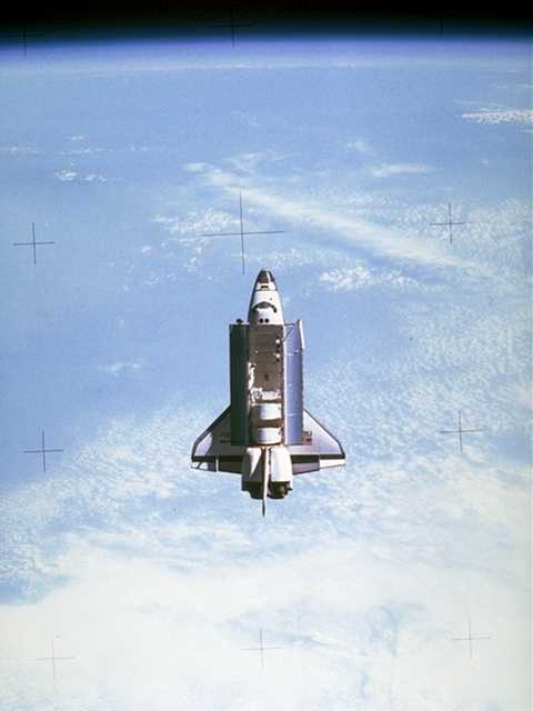 Das Space Shuttle der NASA im Erdorbit, © Strato Medien AG